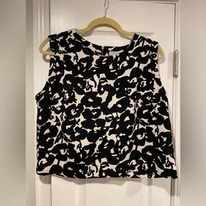Katherine Barclay Size L Black Cream Floral Textured Zip Back Sleeveless Top